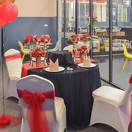 Hotel Mutiara Mitra Reddoorz Padang Sidempuan Екстер'єр фото