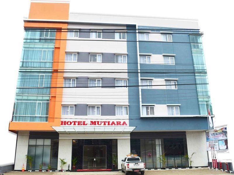 Hotel Mutiara Mitra Reddoorz Padang Sidempuan Екстер'єр фото