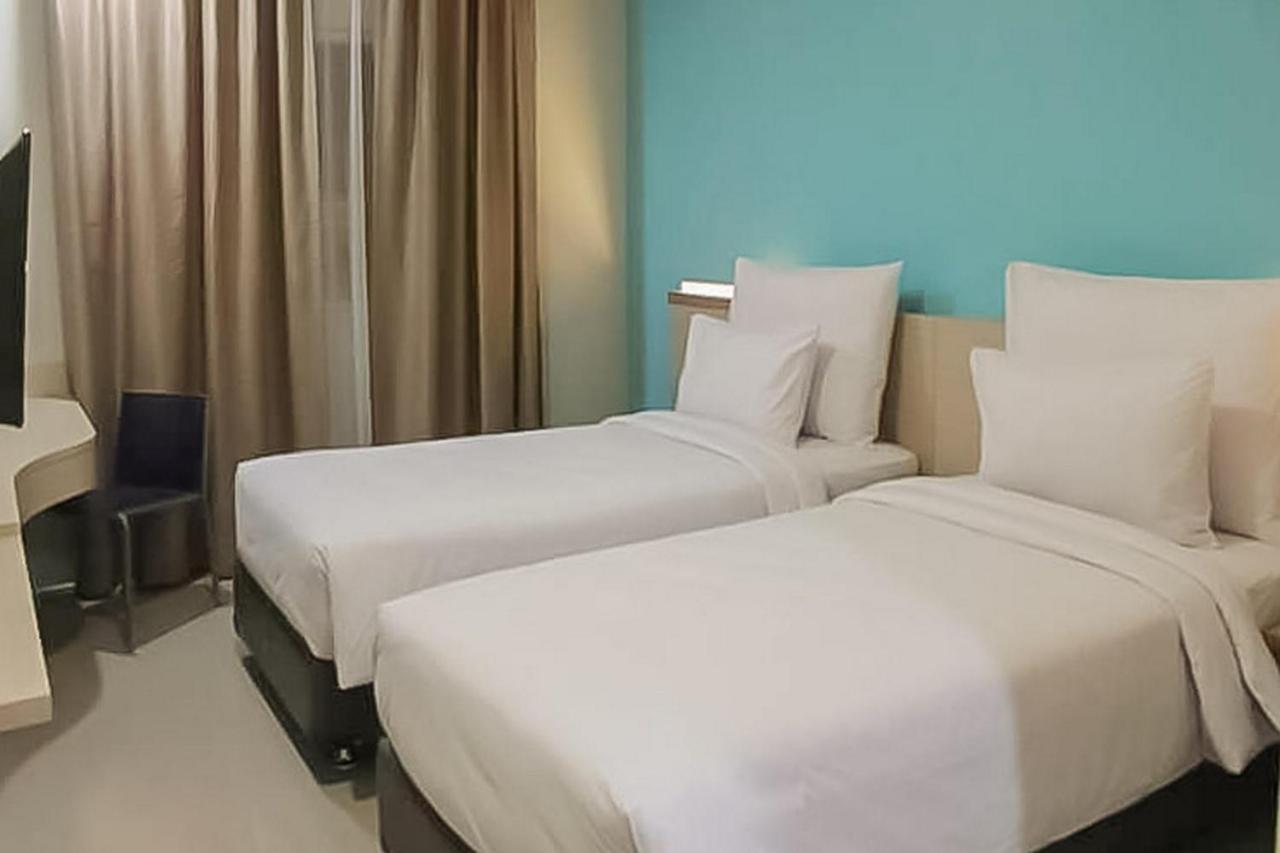 Hotel Mutiara Mitra Reddoorz Padang Sidempuan Екстер'єр фото